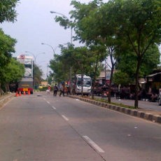 Demo di Dekat Bandara Bubar, Akses Jalan Kembali Dibuka