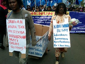 May Day, Keluarga Manusia Gerobak Tuntut Jaminan Kesehatan ke SBY