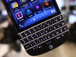 Seluk Beluk BlackBerry Q10