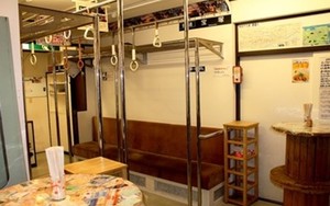 5 Kafe Unik untuk Penggila Kereta