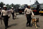 Polisi Berkuda & Anjing Pelacak Siaga di DPR