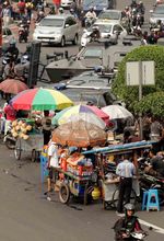 Tukang Gorengan Hingga Pecel Menyemut di HI