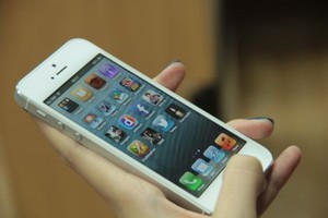 iOS 7 Adopsi Tampilan Windows Phone?