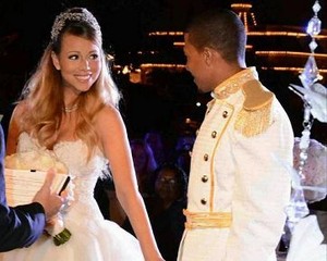 Menikah yang Ke-5 Kali, Mariah Carey Bergaya ala Disney Princess