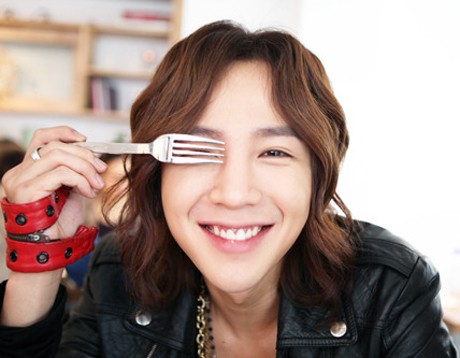 Merasa Dibenci, Jang Geun Suk Tak Mau Eksis di Korea