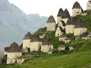 Kota Mati di Rusia, Satu Rumah Satu Kuburan