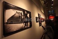 Semua cerita tentang buruh di negeri ini coba ditampilkan dalam bentuk foto.