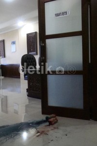 Kejadian ini merupakan buntut dari tidak puasnya mahasiswa atas kebijakan unsoed yang dinilai ikar janji, sebab dalam pembahasan UKT rektorat memutuskan secara sepihak tanpa melinbatkan mahasiswa. Arbi Anugrah/detikFoto