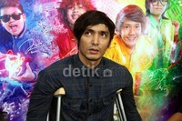 Dalam film 'Coboy Junior The Movie', Abimana berperan sebagai Patrik, seorang produser musik yang turut membantu Coboy Junior membangun karier hingga jadi terkenal.