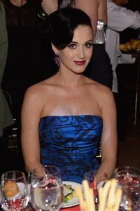 Cantiknya Katy. Dimitrios Kambouris/Getty Images for Delete Blood Cancer-DKMS Americas/AFP.