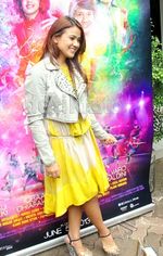 Nirina Zubir Selalu Tampil Ceria