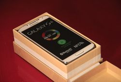 Menguak Packaging Galaxy S4