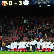 Romantisme pada Sebuah Malam di Camp Nou