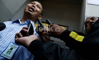 Yang bersangkutan saat ini menghuni ruang Mapenaling Blok B, dan tidak ada perlakuan khusus atau istimewa, kata Kepala Lapas Kelas IIA Cibinong Abdul Hany.