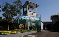 Penjagaan di Lapas Cibinong tidak begitu ketat.