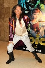 Gaya Kocak Steven Tyler