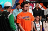 Olga tak berhenti menangis. Gus Mun/detikHOT.