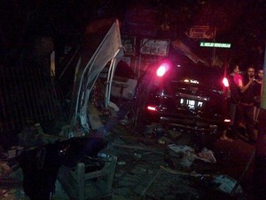 Sopir X-Trail yang Tabrak Warung di Jl Dewi Sartika Terluka Parah
