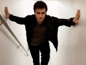 Daniel Radcliffe Perankan Tokoh Jurnalis Berita Kriminal di Film Terbaru