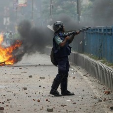 28 Orang Tewas dalam Bentrokan Polisi Vs Demonstran di Bangladesh