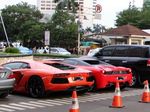 Mobil Super di Jalanan Indonesia