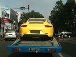 Mobil Super di Jalanan Indonesia