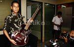 Jokowi Laporkan Gitar Metallica ke KPK