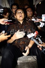 Diperiksa 4 Jam, Anas Tinggalkan KPK