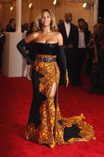 Bertabur Bintang di Red Carpet Met Ball 2013 (II)