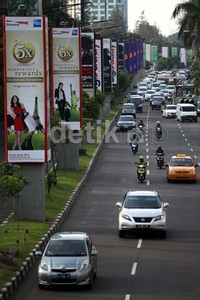 Hingga saat ini tercatat ada 160 tiang monorel di kawasan tersebut.