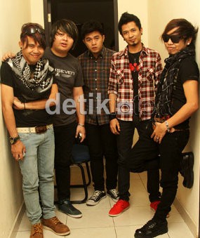 Radja Ciptakan Single Spontan Untuk Orang Galau