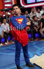Kembali Berkarier, Raffi Ahmad Jadi Superman