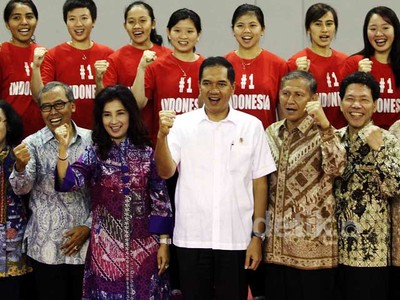 PBSI Rayakan Ultah Bersama Anak Yatim