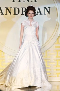 Jakarta, Indonesia - 03 Mei. Tina Andrean The Emperor Trunk Show 2013 at Grand Ballroom Hotel Mandarin Oriental. 03 Mei 2013. Jakarta. [Foto: Mohammad Abduh/Wolipop]