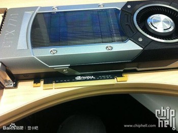 Desain yang diduga kuat sebagai GeFoce GTX 780 dan GTX 770 tersebut memiliki kesamaan dengan GeForce Titan, terutama pada bagian pendinginnya. (kredit foto: chiphell)