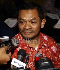 Hilmi hanya mengirimkan kuasa hukumnya, Zainuddin Paru untuk menyerahkan surat ketidakhadirannya ke gedung KPK. Lamhot Aritonang/detikFoto.