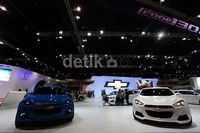 Setelah pabrikan Jepang dan Korea Selatan kini pabrikan asal Amerika, General Motors (GM) mulai melirik di segmen mobil sport. GM berencana untuk mengembangkan pesaing langsung Toyota 86.