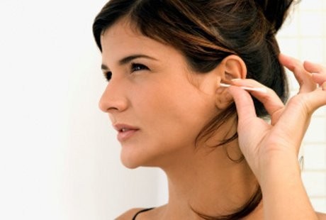 Dalam Setahun, Klinik Ini Keluarkan 100 Liter Kotoran Telinga