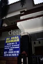 KPK Sita Rumah Mewah Fathanah di Depok