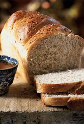 Nutrisi Roti Gandum Lebih Unggul dari Roti Tawar Biasa