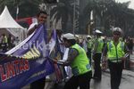 Ratusan Spanduk Polri Raih Muri