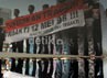Dalam aksi tersebut mahasiswa menuntut pemerintah menuntaskan kasus penembakan 4 mahasiswa Trisakti saat pergantian rezim 1998.