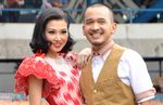 Ruben Onsu & Wenda Tan Makin Mesra