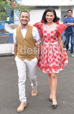 Ruben Onsu & Wenda Tan Makin Mesra