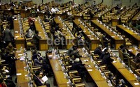Terlihat belum semua anggota DPR mengikuti rapat.