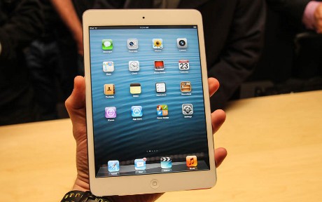 Sekolah Bagi-bagi iPad Mini Gratis ke Semua Siswa