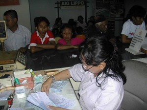Cair Lewat Kantor Pos, BLT untuk Masyarakat Berpenghasilan Rp 10 Ribu/Hari