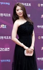 Suasana Red Carpet Baeksang Arts Awards 2013