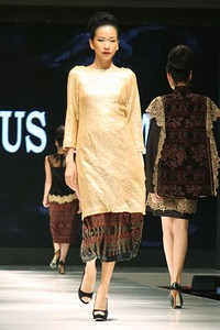 Jakarta, Indonesia - 12 Mei, 2013. Stephanus Hamy Nusa Tenggara Barat to Nusa Tenggara Timur. Jakarta Fashion & Food Festival 2013. at Grand Ballroom Harris Hotel. Kelapa Gading. Jakarta. [Foto: Mohammad Abduh/Wolipop]