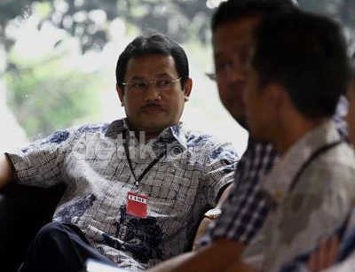 KPK Cecar Bupati Bogor Soal Izin Lahan Makam 9 Jam KPK Cecar Bupati Bogor Soal Izin Lahan Makam 9 Jam